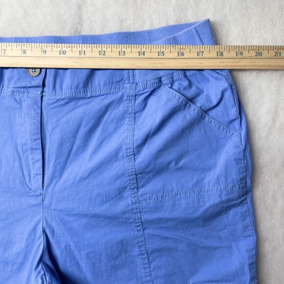 Chico's Womens Light Blue Straight Leg Cargo Pocket Capri Pants Size 2.5 US L - Picture 6 of 10